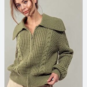 HYFVE Women’s Olive Zip Front cable knit Sweater Cardigan Sz Small NWT